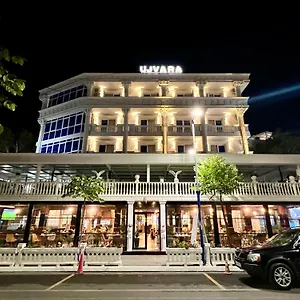 Ujvara Hotell